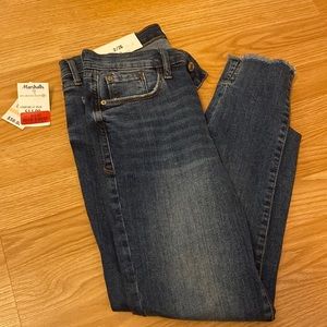 Skinny crop Jean NWT